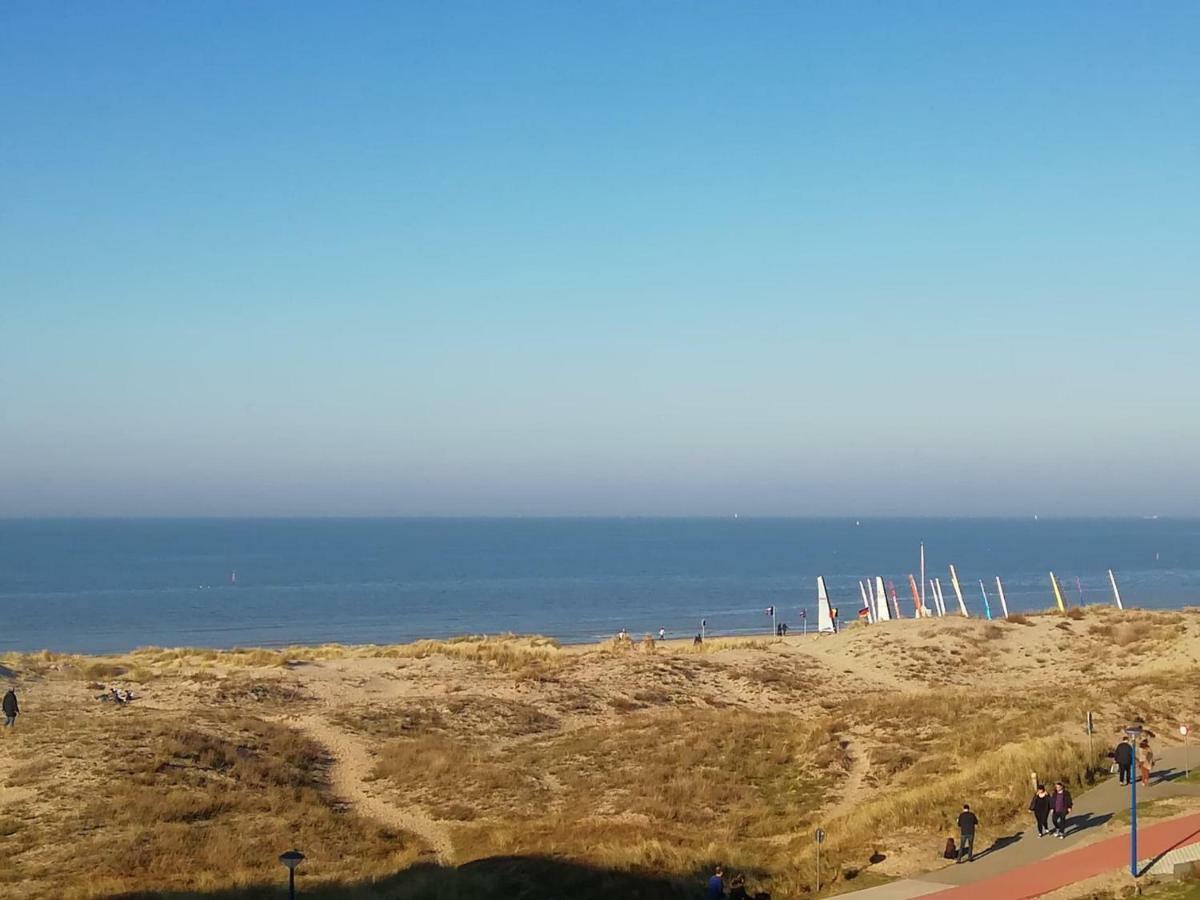 Zeebriesje Lägenhet Oostduinkerke Exteriör bild