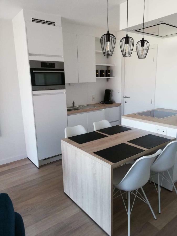 Zeebriesje Lägenhet Oostduinkerke Exteriör bild